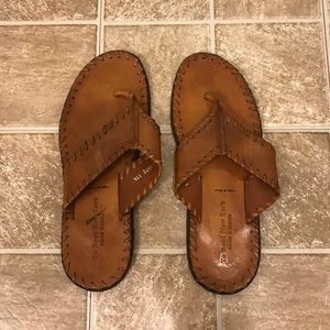 To Boot Leather Flip Flops